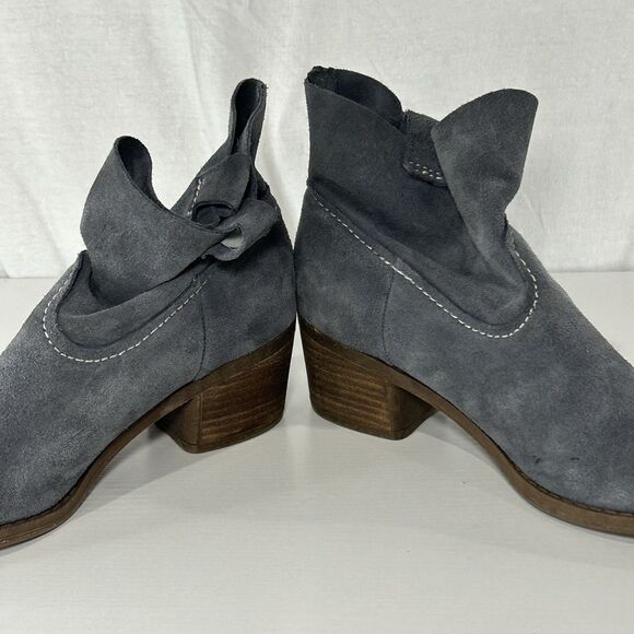 Carlos Santana Gray 38 EU 8US Suede Leather Leighton Slouchy Ankle Booties - Picture 3 of 7